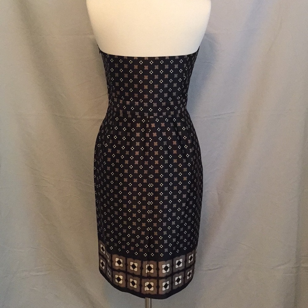 Banana Republic Satin black strapless dress - Picture 3 of 4